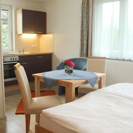 Apartmenthaus Dornroeschen アパート ラムサウ・アム・ダッハシュタイン