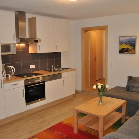 Apartmenthaus Dornroeschen アパート ラムサウ・アム・ダッハシュタイン